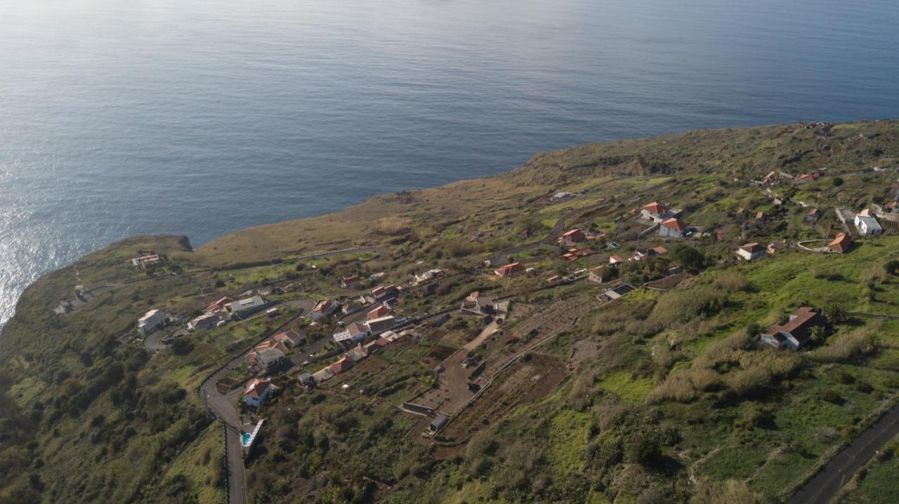 Refugio De Pedra Villa Faja da Ovelha Bagian luar foto